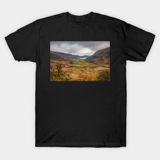 Looking down the valley to Llyn Gwynant, Snowdonia T-Shirt